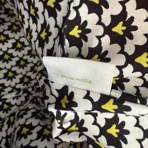 Vera Bradley Fanfare Quilted Tote Bag Shoulder Side Pockets Travel Everyday Work - Picture 7 of 12